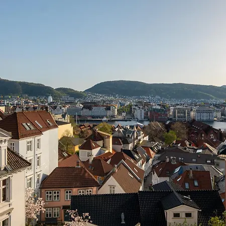 Dinbnb I The Family Dream Behind Bryggen I Renovated 2024 Apartment