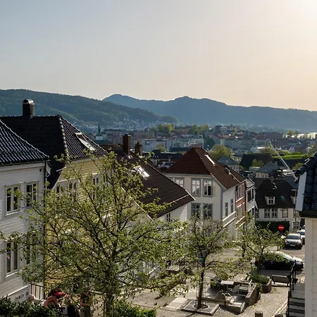 Dinbnb I The Family Dream Behind Bryggen I Renovated 2024 Appartamento *