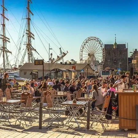 Dinbnb I The Family Dream Behind Bryggen I Renovated 2024 Bergen